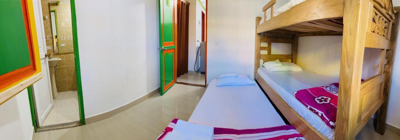 Casa Hostal Las Palmeras Guatapé Eksteriør billede