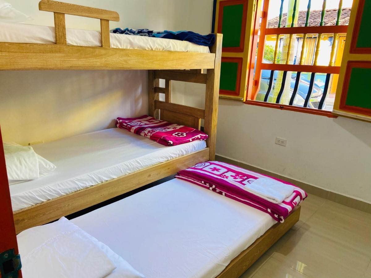 Casa Hostal Las Palmeras Guatapé Eksteriør billede