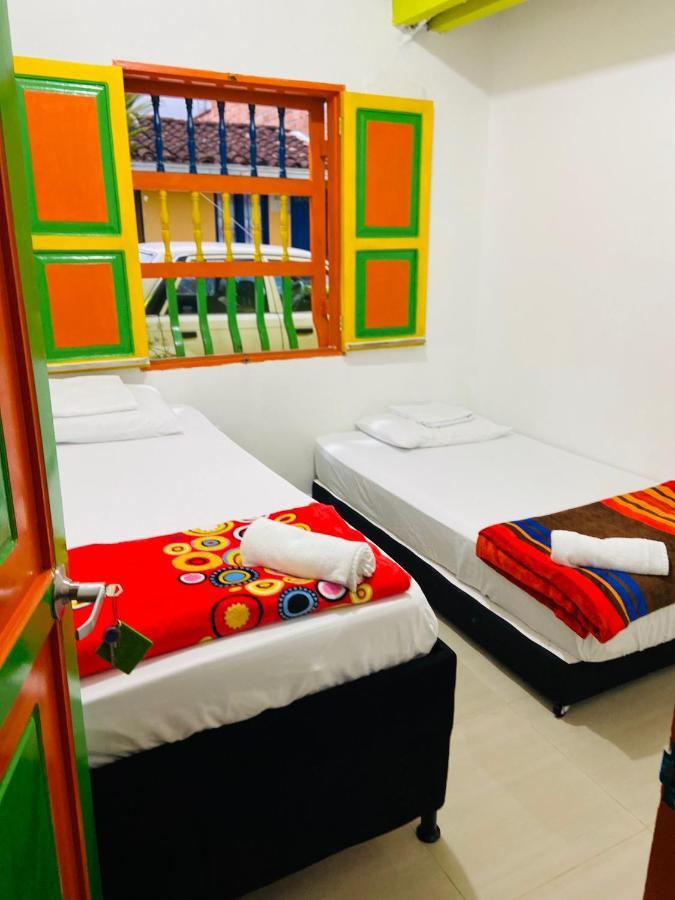 Casa Hostal Las Palmeras Guatapé Eksteriør billede